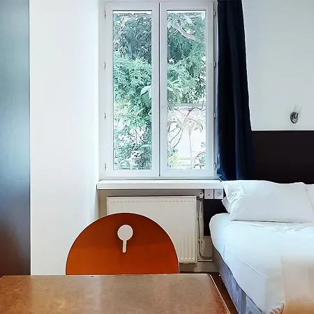 Hotell De Menilmontant Paris