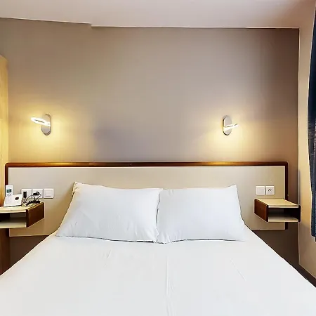 Hotell De Menilmontant Paris