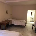 Hotel De Menilmontant Paris