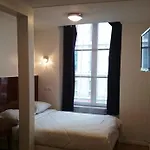 Hotel De Menilmontant 3*