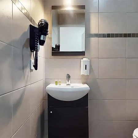 De Ménilmontant Hotel Parigi