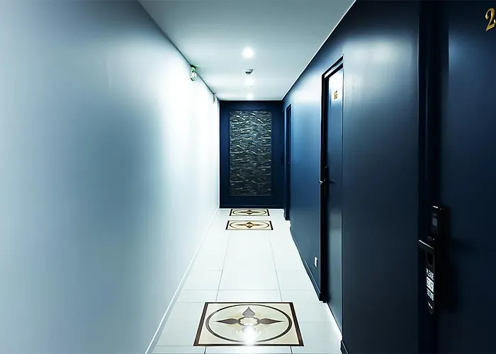 De Ménilmontant Hotel