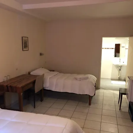 Hotell De Menilmontant Paris