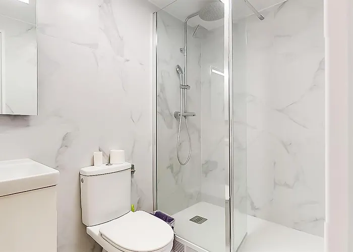 酒店 梅尼蒙当酒店 3*